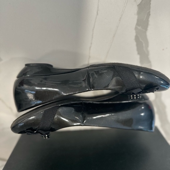 Etienne Aigner MOISHA black patent leather flats - Picture 8 of 9